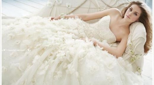 Rüyada Gelinlik Giyip Evlenmek Rüya Yorumu ve Anlamı