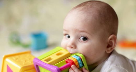 Rüyada Üstüne Bebek Kusması Rüya Yorumu ve Anlamı