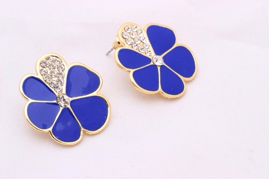 Rüyada Mavi Küpe Görmek